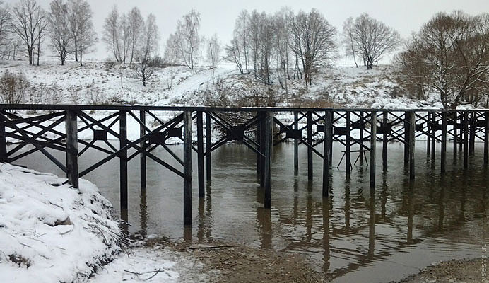 Свайные мосты: надежное решение для преодоления водных преград в Тихорецке от 56117 руб