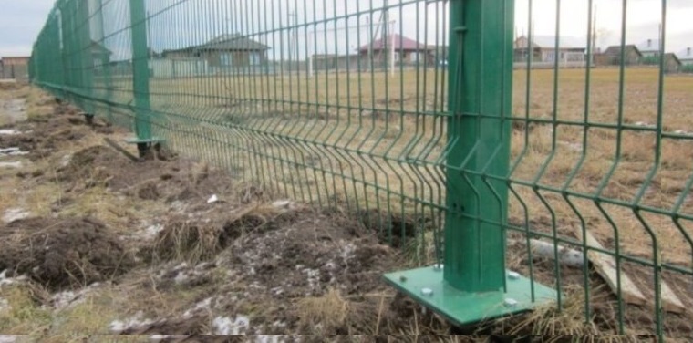 Купить сваи для ограждения от производителя в Тихорецке от 1378 руб: низкая цена, быстрая установка